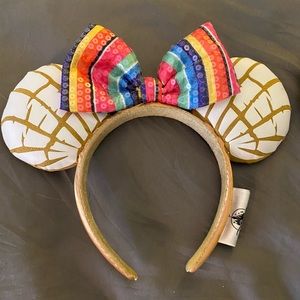 Disneyland Minnie Ears Pan Dulce/Concha Headband